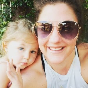 Meet your Posher, Amber